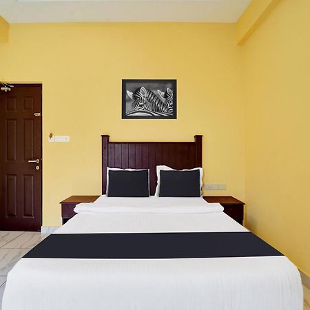 Super Collection O Calvathy Road Near Fort Kochi Exterior foto